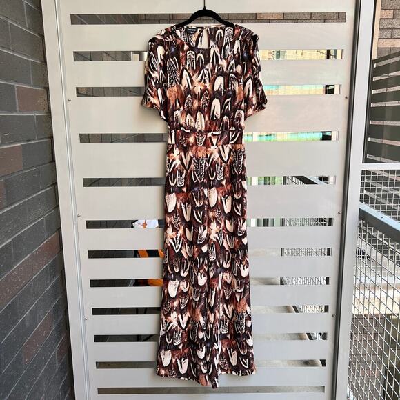 Bebe Multicolor Feather Printed Wide Leg Jumpsuit Size S - Picture 5 of 10